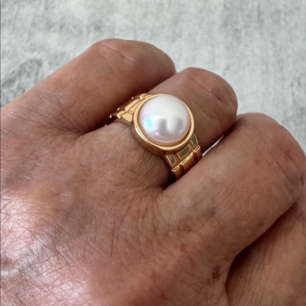 N/A gold tone
